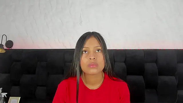 Snapshot of Kaylee_sweet_1 chatting on 09-29-25, 07:30 Kaylee sweet 1 online show from 09-29-25, 07:30