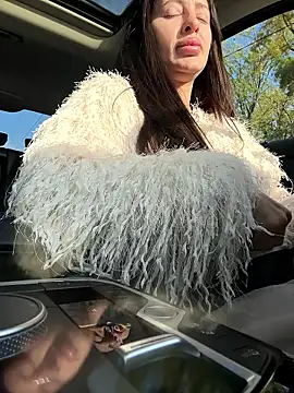 BabesGoesWild online show from 10-24-25, 07:18