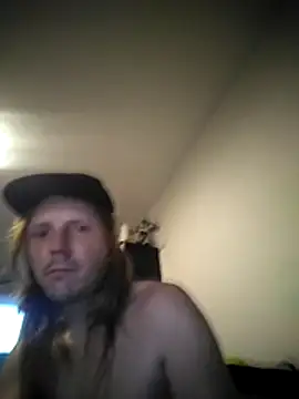 Vlastislav23 online show from 12-04-25, 02:49