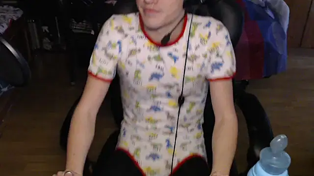 BabyDracoDarkfang online show from 03-28-26, 11:22