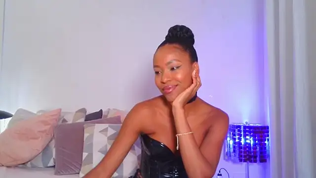 JuliaMartini online show from 03-03-26, 12:12