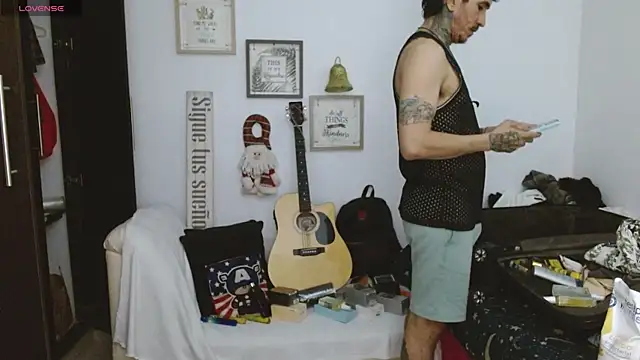 IaDoherty online show from 12-19-25, 08:38