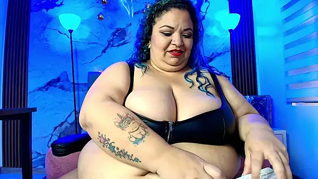 ANAMARIARIOS online show from 01-06-26, 06:23