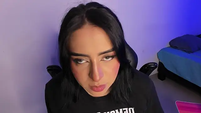 AnnikaMerliahh  online show from 09-14-25, 04:35
