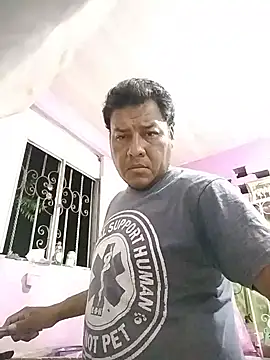 Snapshot of marcuszza22 chatting on 01-30-25, 01:33 marcuszza22 online show from 01-30-25, 01:33