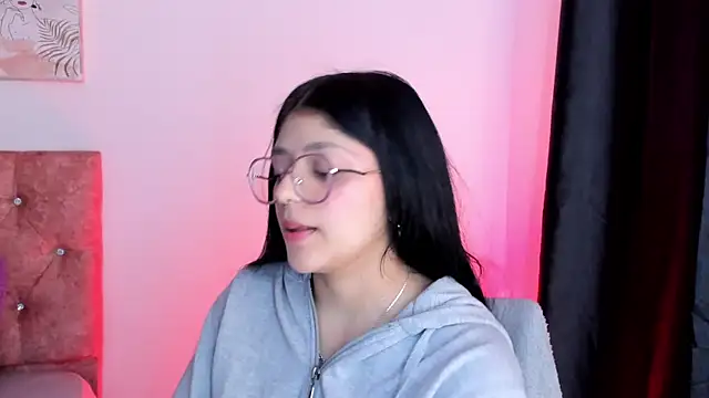 Snapshot of lana_dol chatting on 03-15-25, 12:13 lana dol online show from 03-15-25, 12:13