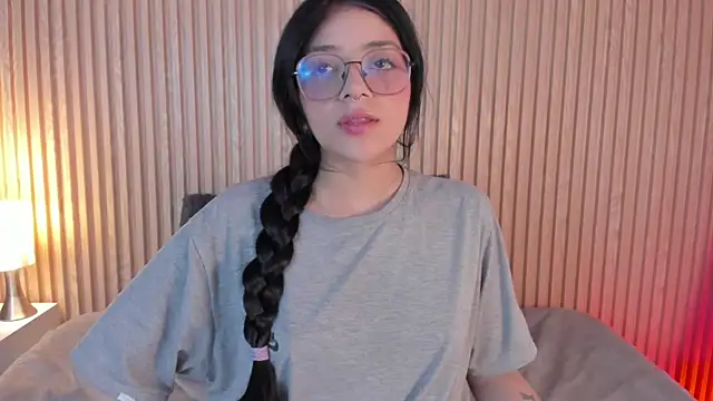 lana dol online show from 11-19-25, 02:28