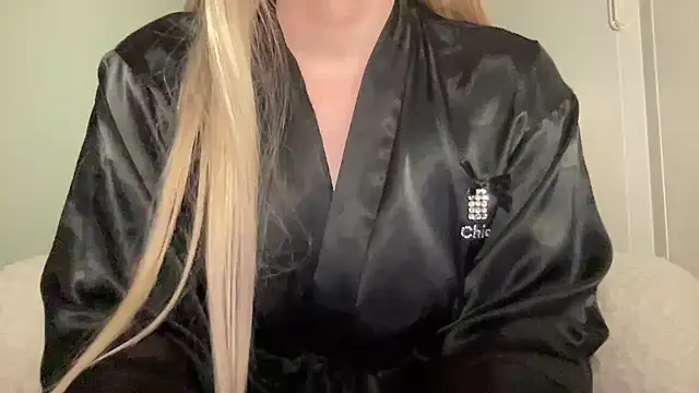 YourGreekAnna online show from 03-07-26, 04:23