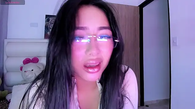 Snapshot of gaby_desire777 chatting on 05-12-26, 03:25 gaby desire777 online show from 05-12-26, 03:25
