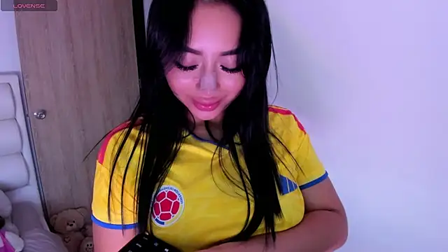 Snapshot of gaby_desire777 chatting on 06-15-26, 07:41 gaby desire777 online show from 06-15-26, 07:41