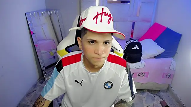 Brayan lopezz online show from 12-17-25, 02:11