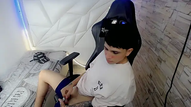 Brayan lopezz online show from 12-04-24, 02:20