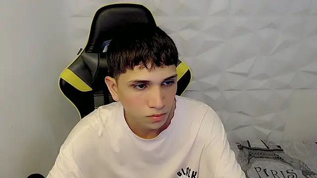 Brayan lopezz online show from 01-25-25, 12:47