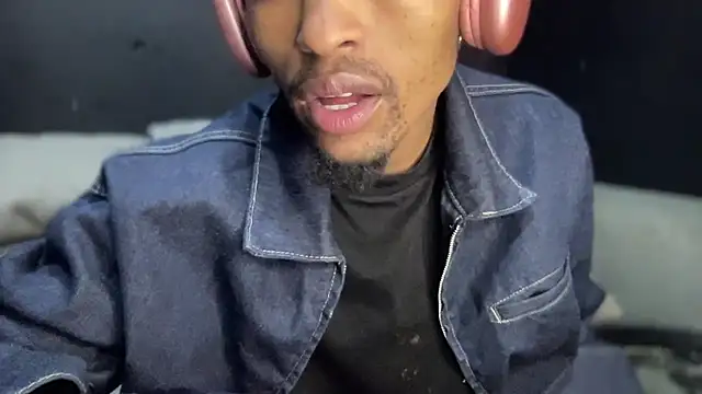 BlueIceCube online show from 07-28-26, 03:21