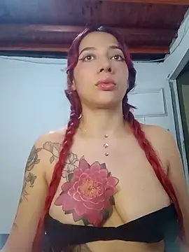 cherrydelioncourt online show from 02-18-25, 05:20