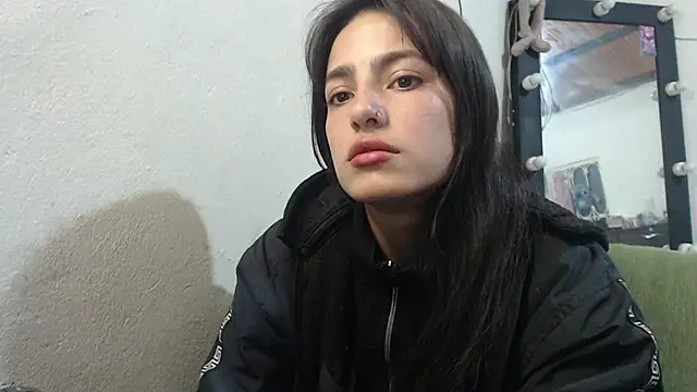 Snapshot of skinny_sweet2411 chatting on 05-23-26, 05:06 skinny sweet2411 online show from 05-23-26, 05:06