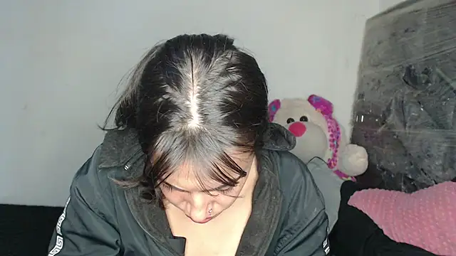 skinny sweet2411 online show from 03-05-26, 12:57