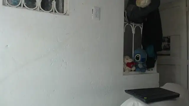 skinny sweet2411 online show from 09-14-25, 12:00