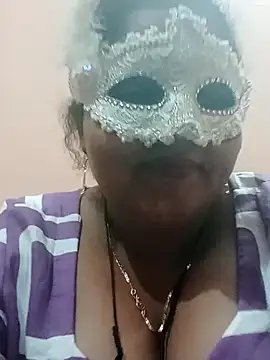 Snapshot of seemi_bhabhi chatting on 02-24-25, 04:15 seemi bhabhi online show from 02-24-25, 04:15