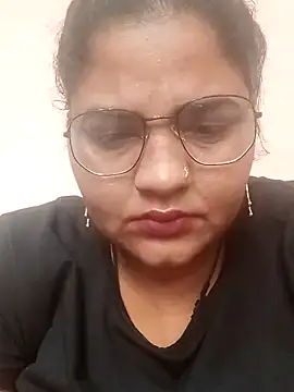 Snapshot of seemi_bhabhi chatting on 03-23-25, 02:59 seemi bhabhi online show from 03-23-25, 02:59