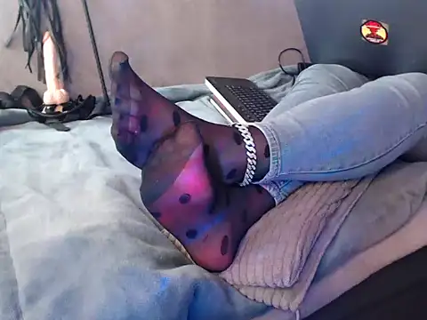 GoddessMonicaNylon online show from 10-31-25, 12:46