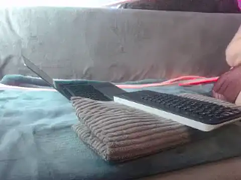 Snapshot of GoddessMonicaNylon chatting on 03-19-25, 05:41 GoddessMonicaNylon online show from 03-19-25, 05:41