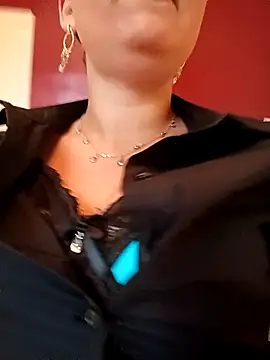 Nell-X online show from 10-29-25, 12:26