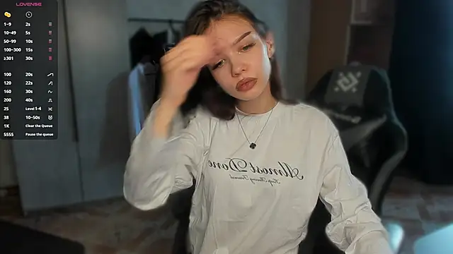 SweetyDeviliya online show from 06-20-26, 01:05
