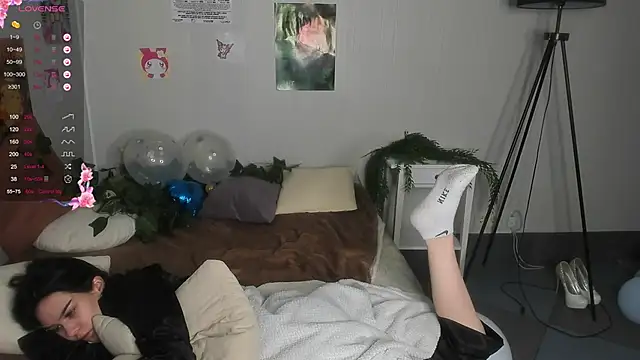 SweetyDeviliya online show from 02-22-25, 02:08