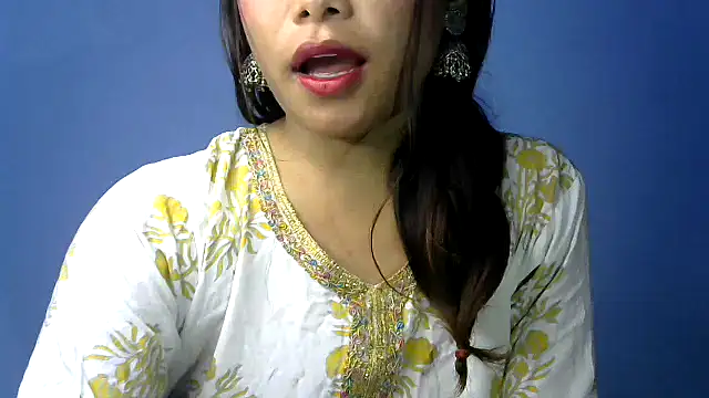 Snapshot of sanjana-77 chatting on 01-15-25, 06:50 sanjana-77 online show from 01-15-25, 06:50