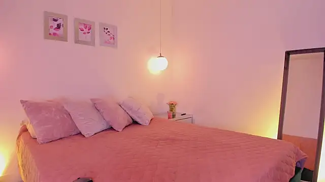 ibella7 online show from 03-17-26, 07:17