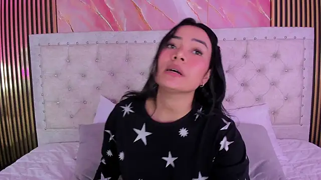 Rousse blue online show from 12-04-25, 03:27