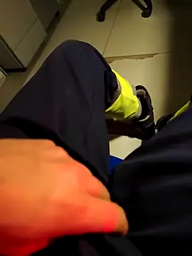 coppiapazza online show from 02-17-25, 01:36