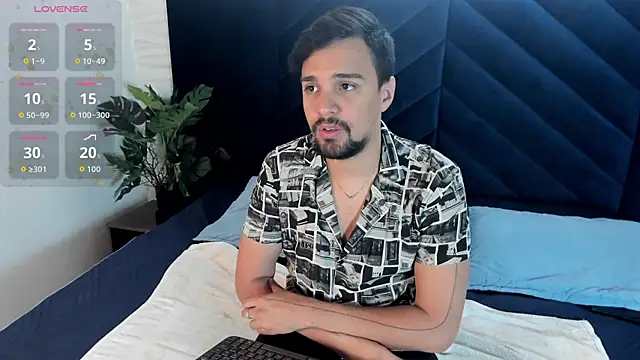 Edward max online show from 01-18-26, 03:43