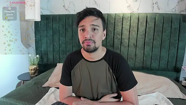 Edward max online show from 01-13-26, 03:32