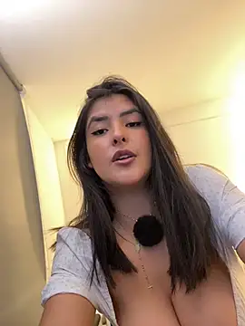 Snapshot of kim_zaratte chatting on 08-05-26, 03:22 kim zaratte online show from 08-05-26, 03:22
