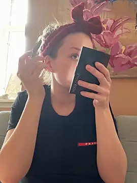 Hr Frk Olsen online show from 10-29-25, 10:58