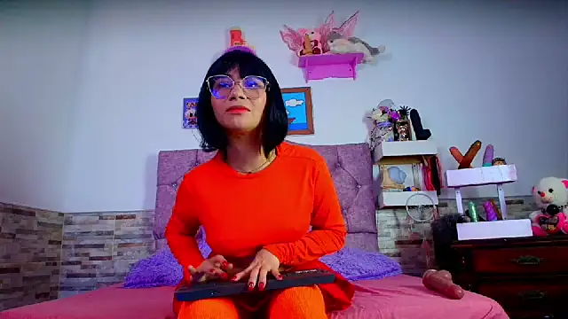 Melannytaylor online show from 03-11-26, 09:20