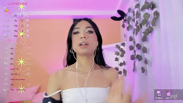 Snapshot of AndreaSweet_ chatting on 02-04-25, 12:11 AndreaSweet  online show from 02-04-25, 12:11