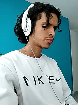 Snapshot of TheBlessedSide chatting on 09-28-25, 04:25 TheBlessedSide online show from 09-28-25, 04:25