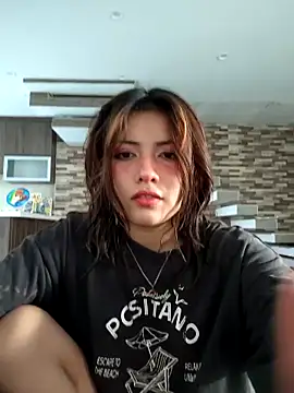 Snapshot of Elsa_sweet chatting on 06-15-26, 09:03 Elsa sweet online show from 06-15-26, 09:03
