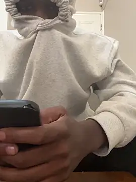 Mischevous T69 online show from 10-03-25, 08:16