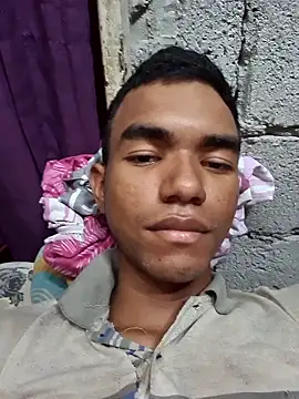 Reynold2608 online show from 11-17-25, 05:39