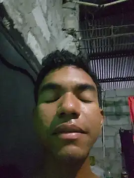 Snapshot of Reynold2608 chatting on 07-22-26, 02:13 Reynold2608 online show from 07-22-26, 02:13