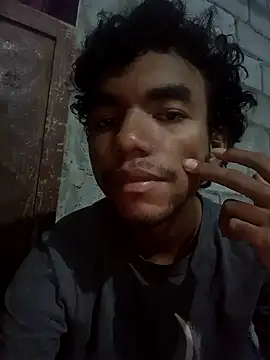 Reynold2608 online show from 09-29-25, 01:45