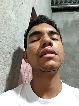 Reynold2608 online show from 04-05-26, 03:02