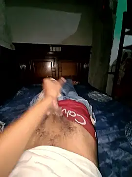 Reynold2608 online show from 01-08-26, 04:18