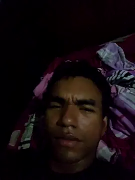 Reynold2608 online show from 04-21-26, 01:42