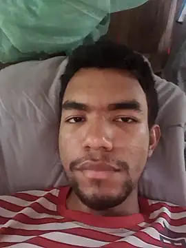 Reynold2608 online show from 12-19-25, 05:37