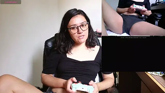 Snapshot of sobresalinaa chatting on 06-11-26, 02:58 sobresalinaa online show from 06-11-26, 02:58